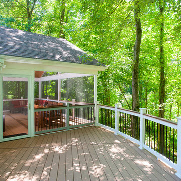 Curved Deck and Screen Porch Darnestown, Maryland