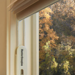 Hunter Douglas Solera - Window Blinds