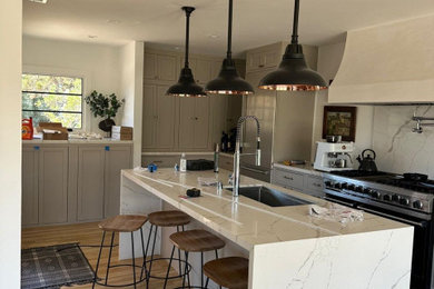 Inspiration for a kitchen remodel in Los Angeles
