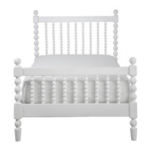twin beds