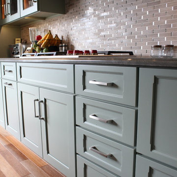 Expansive L-Shape Kitchen