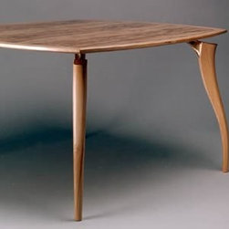 Fine Woodworking - Nuevo Cabriole Table - Furniture