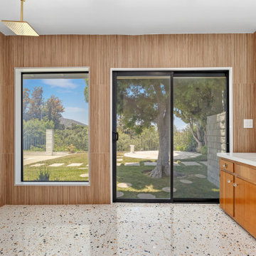 Mid-Century Modern Luxury: Bathroom Remodels in Encino Hills
