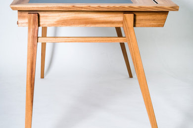 Schreibtisch skandinavisches Design der 60er Jahre