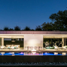 Pool house