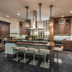 Mouser Cabinetry - Kitchen Cabinetry