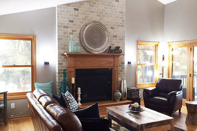 Inspiration for a shabby-chic style family room remodel in Minneapolis