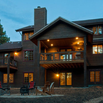 Elizabeth Custom Home Tucked In The Trees