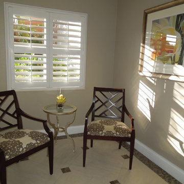 Whitley Bay West Condo Lobby