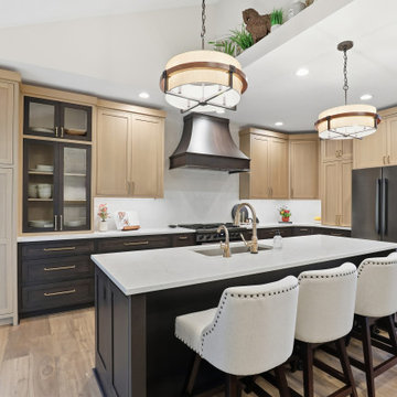 Open Lines & Warm Interiors: A Collaboration with R.A. Fulton Construction