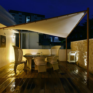 Bungalow by Think Designz ( Rahul & Varun )