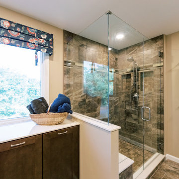 Beckett Ridge Master Bathroom (Eagle Ridge Drive)