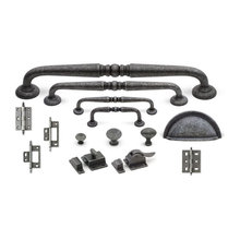 kitchen hardware