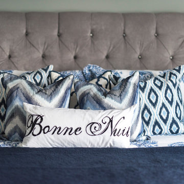 Relaxing Navy Blue Modern Bedroom