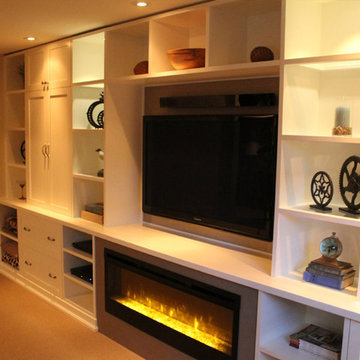 Crown Crescent - Family Room