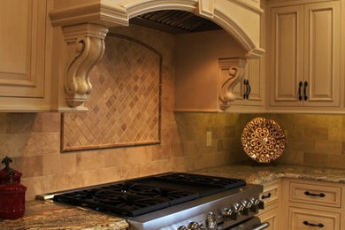 Elegant kitchen photo in Cleveland