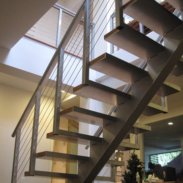 Central Stringer Stair with Cable Guardrail