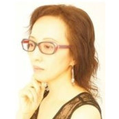 Yonghi Yang's photo