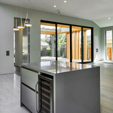Modern California, Cupertino