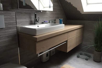 Modernes Badezimmer in Bremen