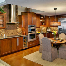 Mouser Cabinetry - Kitchen Cabinetry