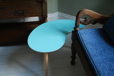 The Bean curve top table
