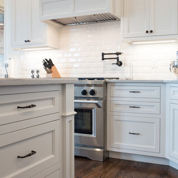 Decorator White Inset Cabinets (Neyer)