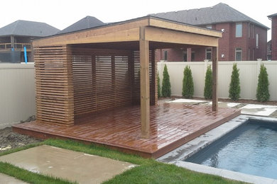 Inspiration for a coastal deck remodel in Toronto