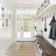 beach house mudroom