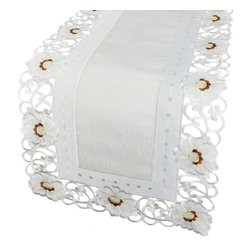 Xia Home Fashions - Victorian Elegance Table Runner - Table Runners