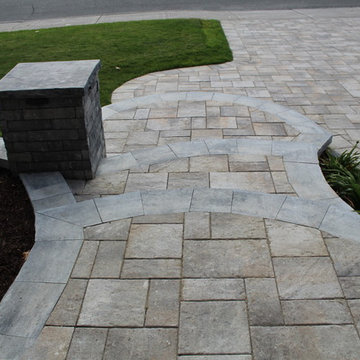 Front Yard // Full Driveway // Entry & Garden
