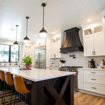 Lakeshore Modern Farmhouse