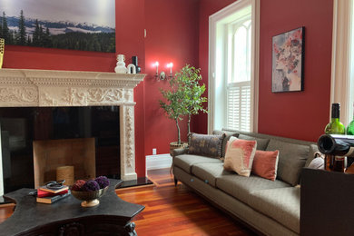 Example of a living room design in Cleveland