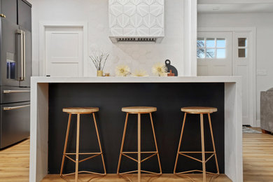 Inspiration for a 1950s home design remodel in Sacramento