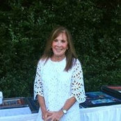 Rebecca Knaster's photo