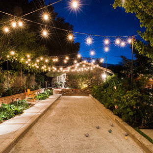 Cette photo montre un terrain de sport extérieur chic avec une exposition partiellement ombragée.