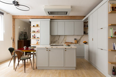 Photo of a kitchen in Paris.