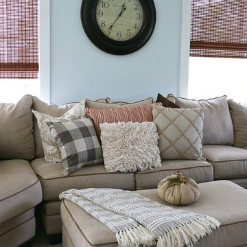 Cozy Farmhouse Family Room
