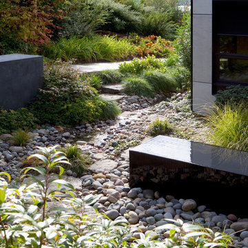The Lakeside Residence | 05