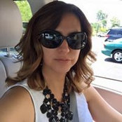 Dora Manzana's photo