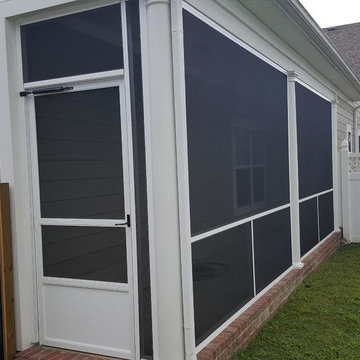 White Extruded Aluminum Patio w/Super Screen