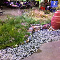 Seed Pod - Garden Statues And Yard Art