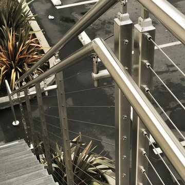 Commercial cable railing system