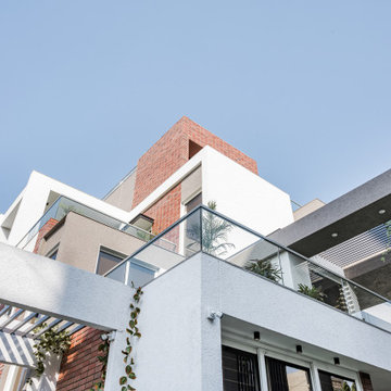 Bungalow Exterior