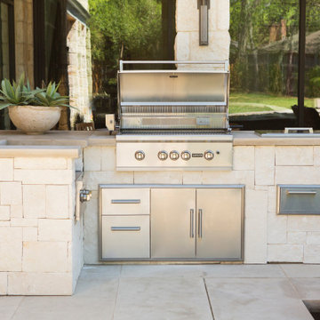 Coyote Outdoor Kitchens