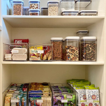 Walk-In Pantry Organize