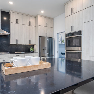 Builder Model Home - Flint Floor Plan