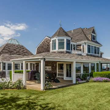 Channel Bells | 27 Newport Street | Jamestown, RI