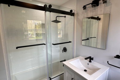 Example of a bathroom design in New York