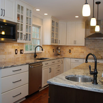 Colonial Feeling Kitchen in La Plata